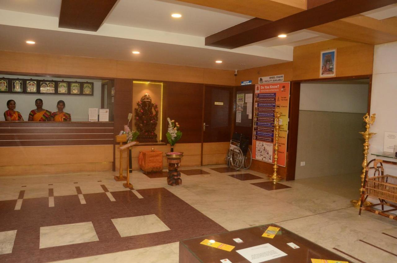 Hotel Kanakabhishegam First Hotel From The Thirukadaiyur Temple Tirukkadaiyur Esterno foto